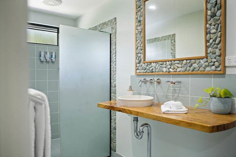 Airlie Guest House - Accommodation Main Beach 5