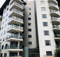 Staying Places - The Avenue - Accommodation Main Beach