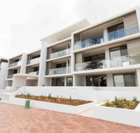 Bluewater Apartments - Accommodation Main Beach
