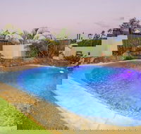 Anaheim Park Oasis - Accommodation Main Beach