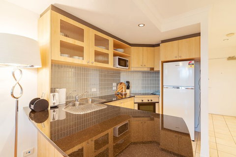 Allara Canberra - Accommodation Main Beach 5