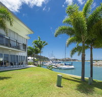 Magnetic Docks Townhouse 1 - Accommodation Main Beach
