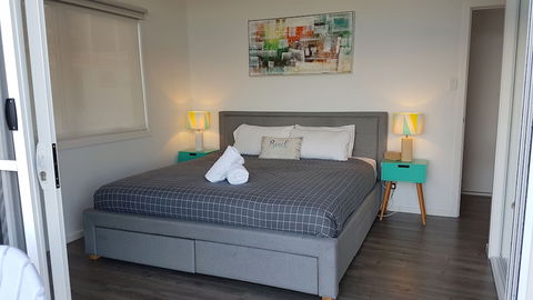 Primrose Sands Panorama - Accommodation Main Beach 3
