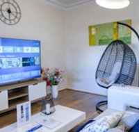 Wollongong train station holiday house - Accommodation Main Beach