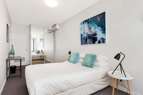 Ultimo Hackett Apartments - Accommodation Main Beach 3
