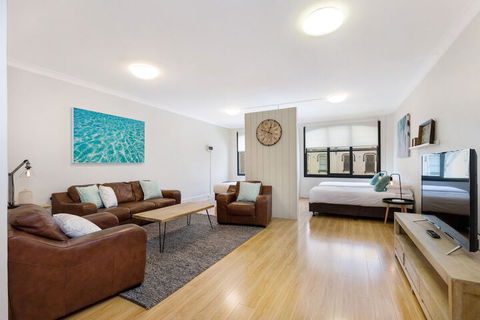 Ultimo Hackett Apartments - Accommodation Main Beach 6