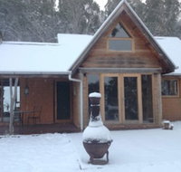 Mud Brick Cottage Cobungra - Accommodation Main Beach