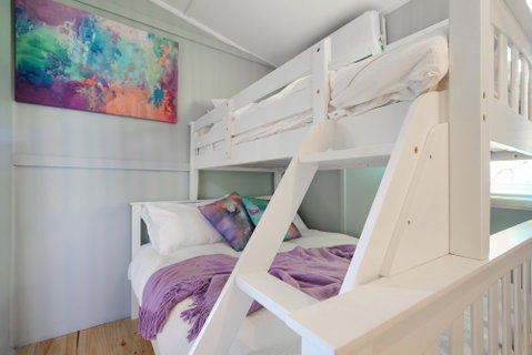 Seas The Day Rosebud - Accommodation Main Beach 2