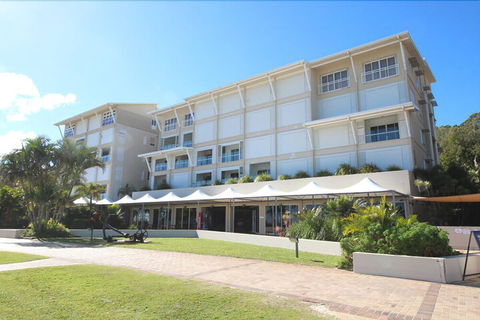 Deep Blue 14 - Accommodation Main Beach 0