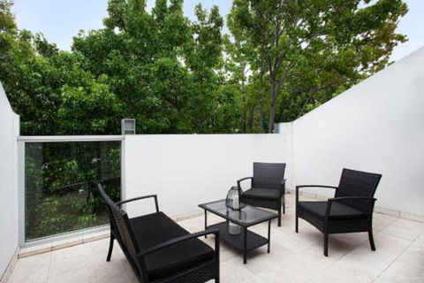 Urban Rest Belmore St - Accommodation Main Beach 3