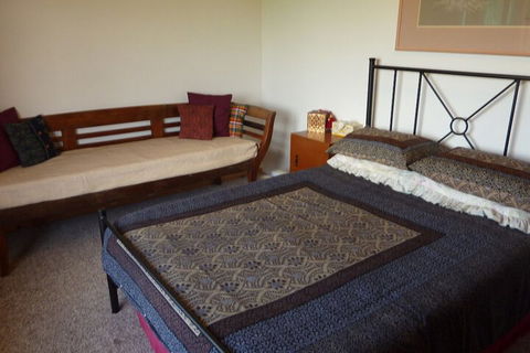 31 Elizabeth Crescent - Accommodation Main Beach 3