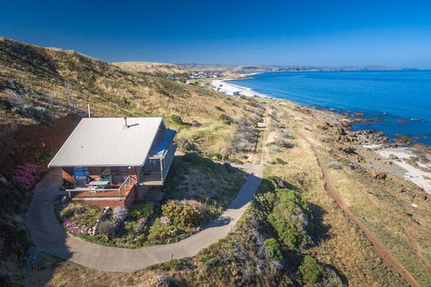 Cliffs End Beach Shack 105 Gold Coast Drive Carrickalinga - Accommodation Main Beach 3