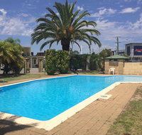 Platinum Motel - Accommodation Main Beach