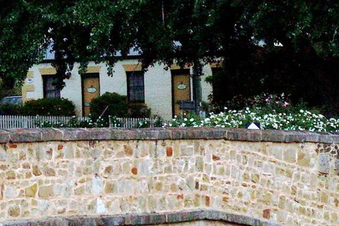 Sargeants & Armoury Cottages 1823 - Accommodation Main Beach 4