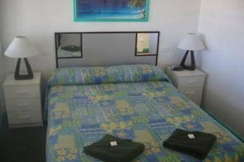 Arosa Motel - Accommodation Main Beach 4