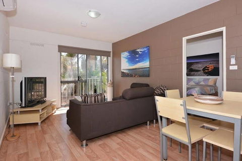 The Palm Apartments Whyalla - Accommodation Main Beach 1