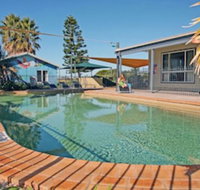 Surf Beach Holiday Park - Accommodation Main Beach