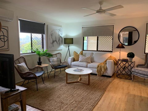 Maleny Arthouse Cottage - Accommodation Main Beach 1