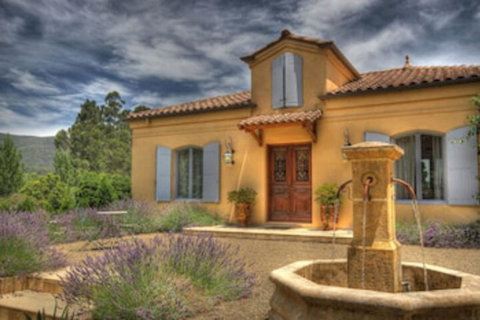 Casa Valeri - Accommodation Main Beach 0