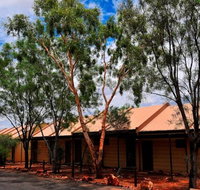 Kings Canyon Resort - Accommodation Main Beach