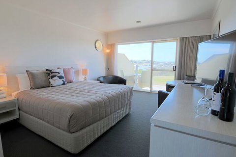 Harbour View Motel - Accommodation Main Beach 7
