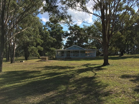 Cam-Way Estate - Accommodation Main Beach 0