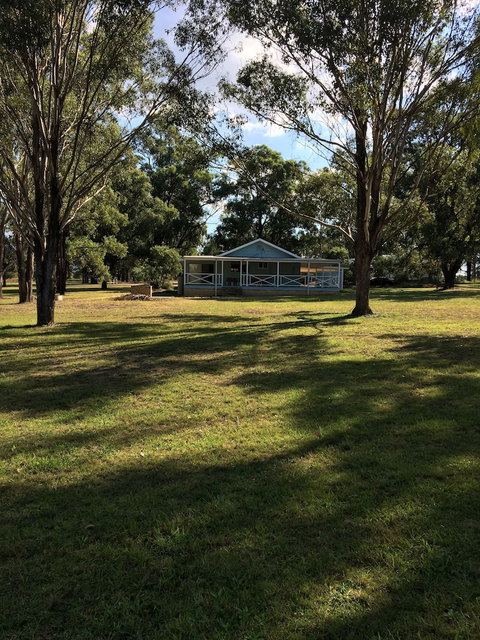 Cam-Way Estate - Accommodation Main Beach 6