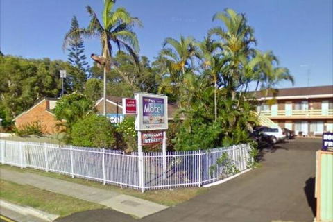 Twin Pines Motel - Accommodation Main Beach 7