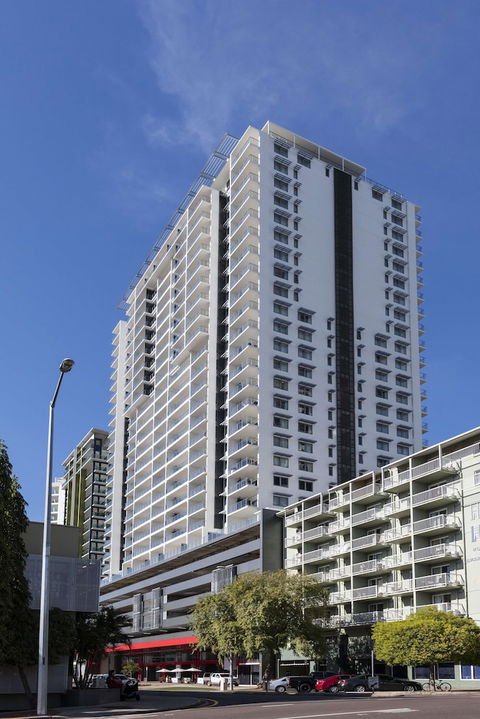 Oaks Darwin Elan Hotel - Accommodation Main Beach 4