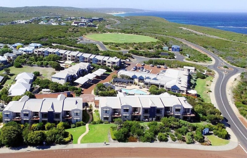 Gnarabup WA Accommodation Main Beach