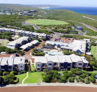 Margarets Beach Resort - Accommodation Main Beach