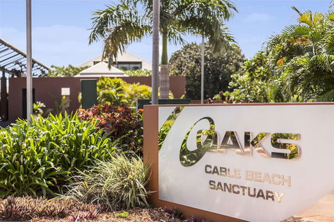 Oaks Cable Beach Resort - Accommodation Main Beach 1