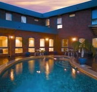 Hotel Cavalier - Accommodation Main Beach