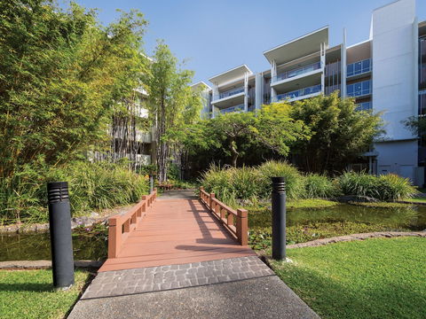 Oaks Brisbane Mews Suites - Accommodation Main Beach 0