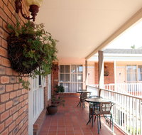 Summerhill Motor Inn - Adult Only - Accommodation Main Beach