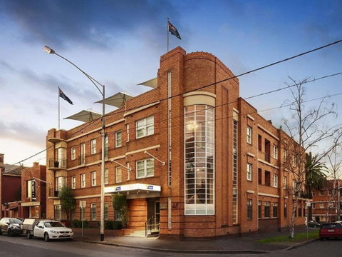 Quest East Melbourne - Accommodation Main Beach 0