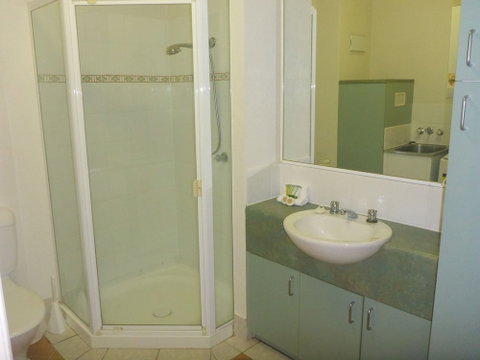 Palm Cove Tropic Apartments - Accommodation Main Beach 5