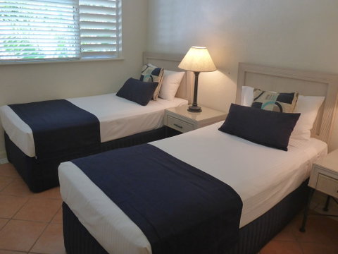 Palm Cove Tropic Apartments - Accommodation Main Beach 4