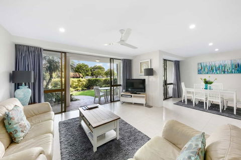 Unit 01 The Noosa Apartments - Accommodation Main Beach 2