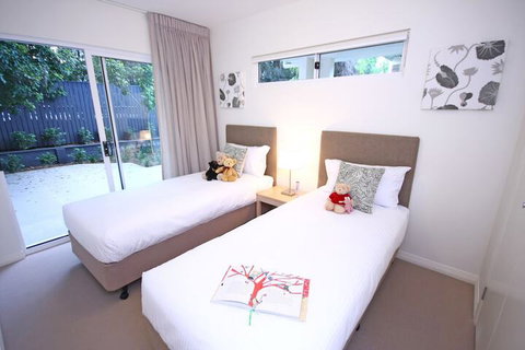 Domain Serviced Apartments - Accommodation Main Beach 7