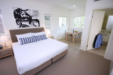 Domain Serviced Apartments - Accommodation Main Beach 0