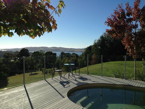 Arjuna Ridge Bed & Breakfast - Accommodation Main Beach 2