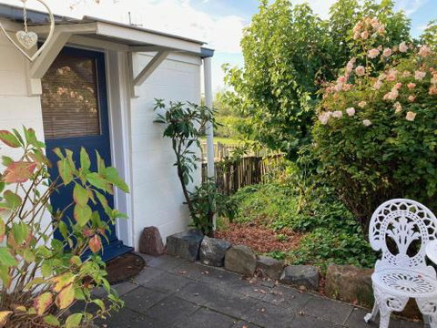 Orfords Sanda House B & B - Accommodation Main Beach 5