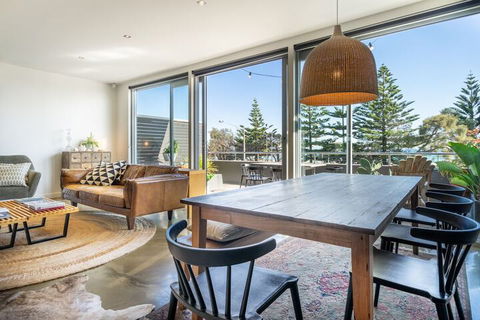 Aquabelle Apartments - Accommodation Main Beach 2
