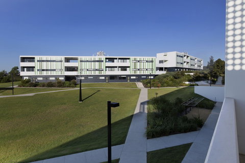 Western Sydney University Village - Campbelltown Campus - Accommodation Main Beach 6