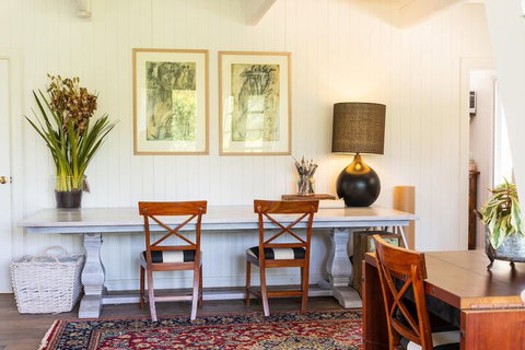 Abelia House - Accommodation Main Beach 6