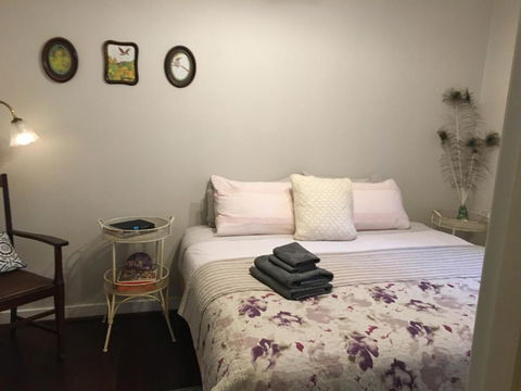 Historic Oak Hill House Estate Truffle Gourmet Festival Region - Accommodation Main Beach 4