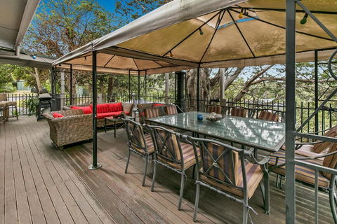 Total Rye Beach Family Getaway - Accommodation Main Beach 6
