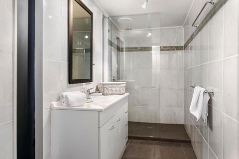 Total Rye Beach Family Getaway - Accommodation Main Beach 1