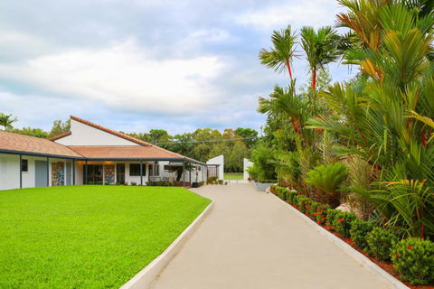Uyoung Diving Resort - Accommodation Main Beach 4